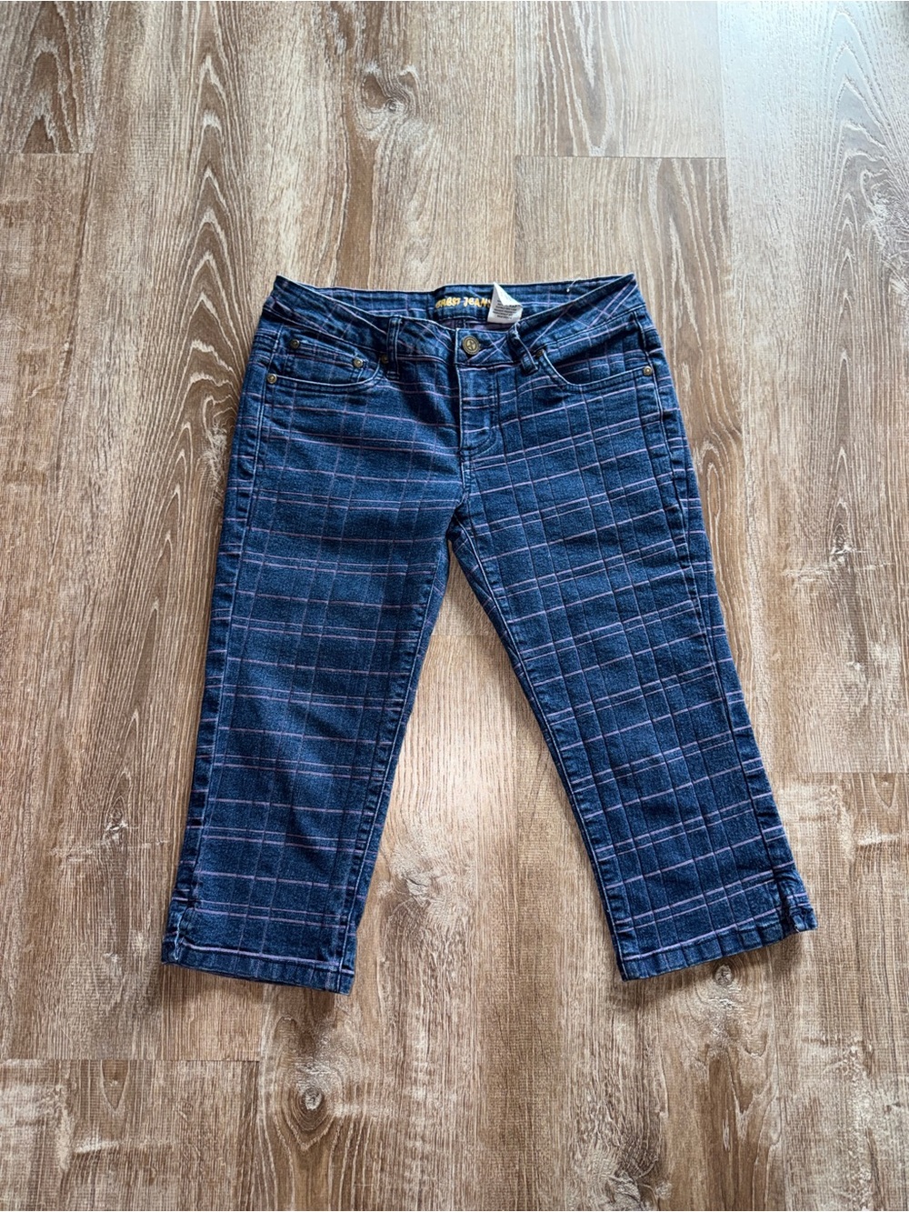 Vintage Y2K Women’s Blue Plaid Capri Jeans